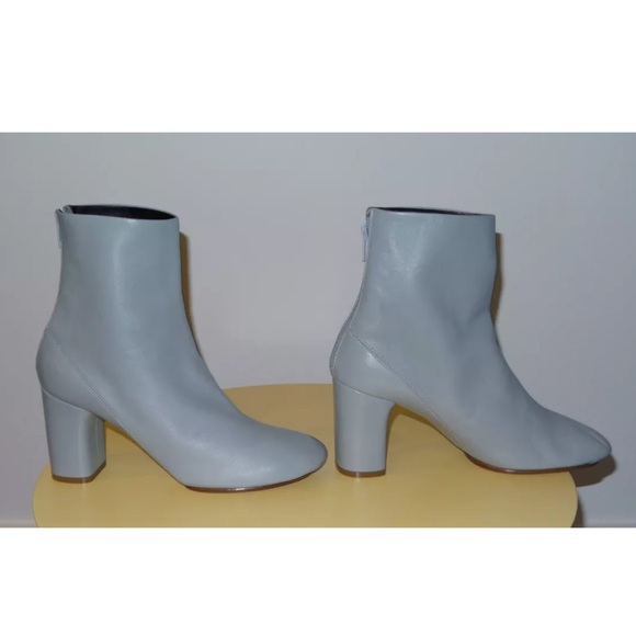 $1400 CELINE LAMBSKIN LEATHER BALLET RELOADED GREY BOOT 80 SIZE 38 - Picture 3 of 9